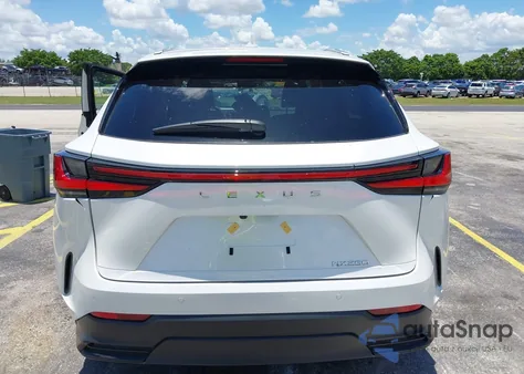 2025 Lexus Nx 250 Premium z USA, uszkodzony, nr VIN 2T2GDCAZ5SC025045